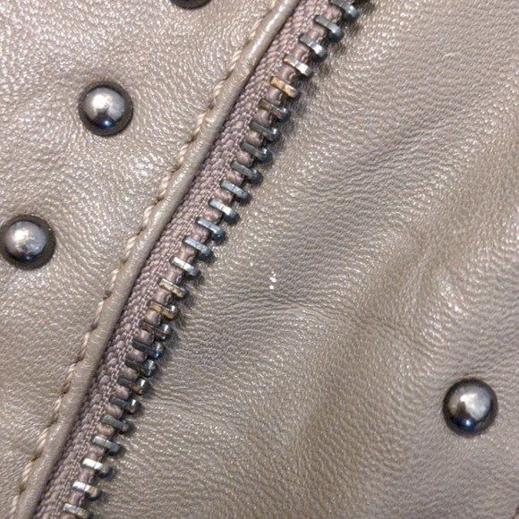 Taupe coloured shoulder bag - Picture 5 of 6